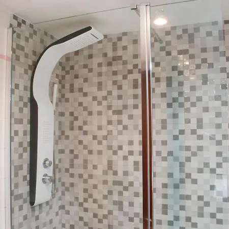 Apartamento Araceli Proximo A Clinica Oftalmologica Fdez Vega Apartmán